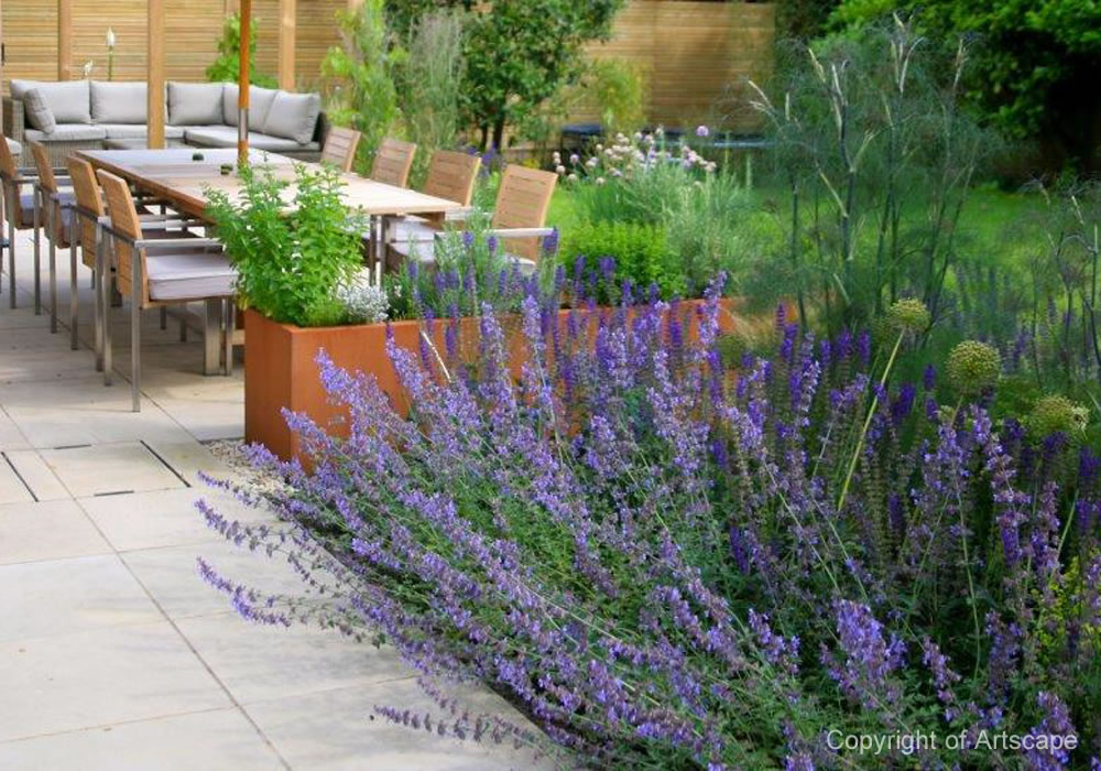 drought-tolerant garden-berkshire